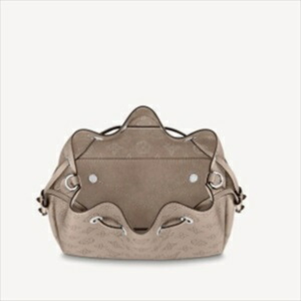 Louis Vuitton Bella Galle Shoulder Bag - Picture 3 of 4